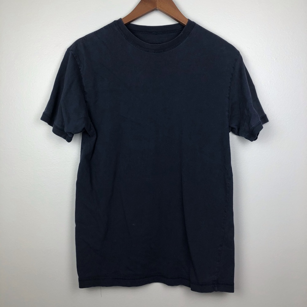 🌿Navy Blue Men’s T-Shirt